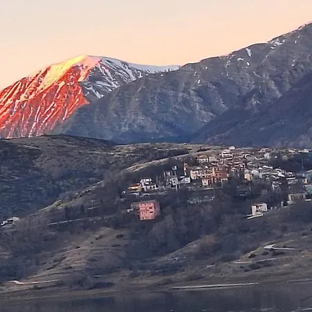 Turistico Casa Di Luca E Vale