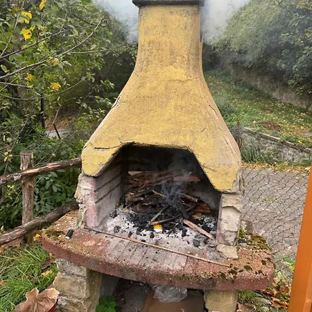 Apartment Turistico Casa Di Luca E Vale *